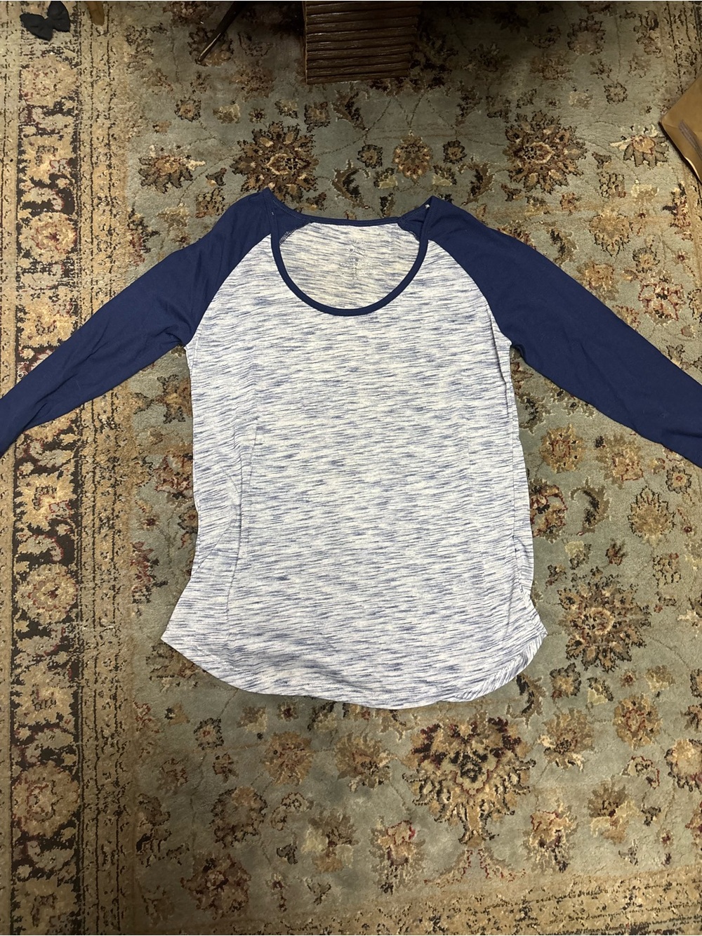 Casual 3/4 Sleeve Baseball Tee in Navy and Heathered White
